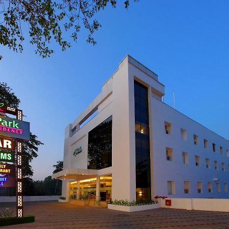 Hotel Park Residency Kuttiyadi Kuttyadi Zewnętrze zdjęcie